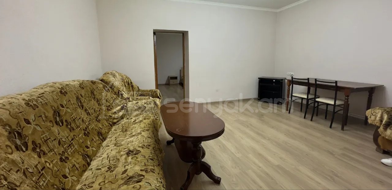 2 Սենյականոց Բնակարան Քարե Շենքում, 56քմ, 1/1 հարկ, Կապիտալ Վերանորոգված, Կահավորված, Արևկող