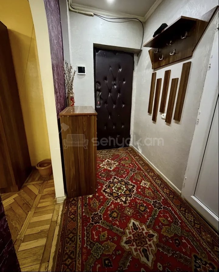 2 Սենյականոց Բնակարան Քարե Շենքում, 56քմ, 4/10 հարկ, Կապիտալ Վերանորոգված, Կահավորված, Արևկող