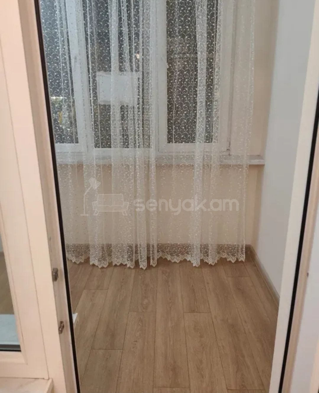 2 Սենյականոց Բնակարան, 45քմ, 1/9 հարկ, Կապիտալ Վերանորոգված, Մասամբ Կահավորված, Արևկող
