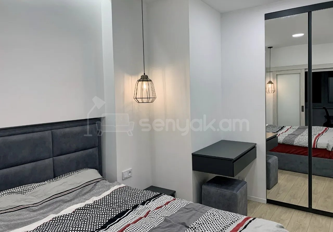 3 Սենյականոց Բնակարան, 45քմ, 7/10 հարկ, Դիզայներական Վերանորոգված, Կահավորված, Արևկող