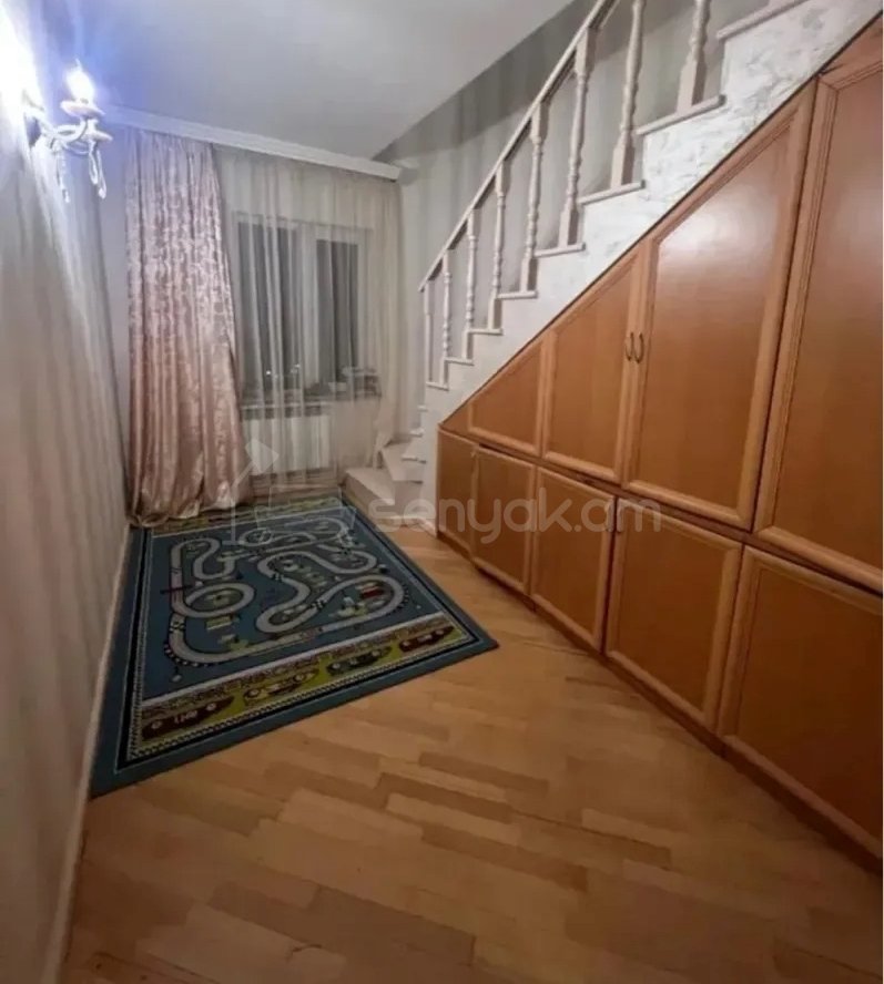 5 Սենյականոց Բնակարան, 160քմ, 9/10 հարկ, Կապիտալ Վերանորոգված