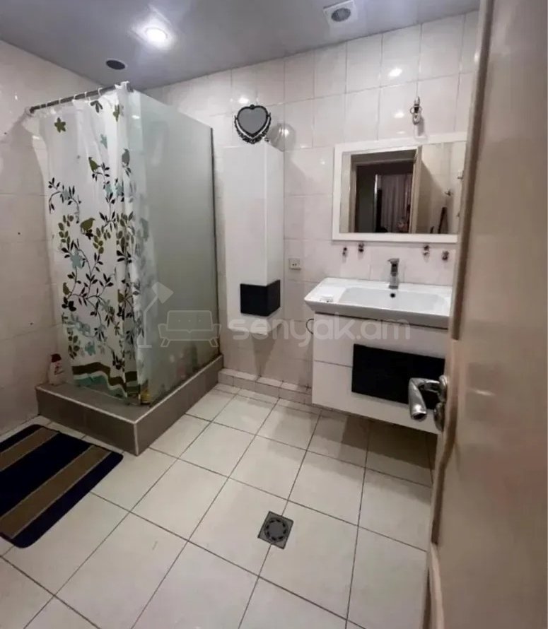5 Սենյականոց Բնակարան, 160քմ, 9/10 հարկ, Կապիտալ Վերանորոգված