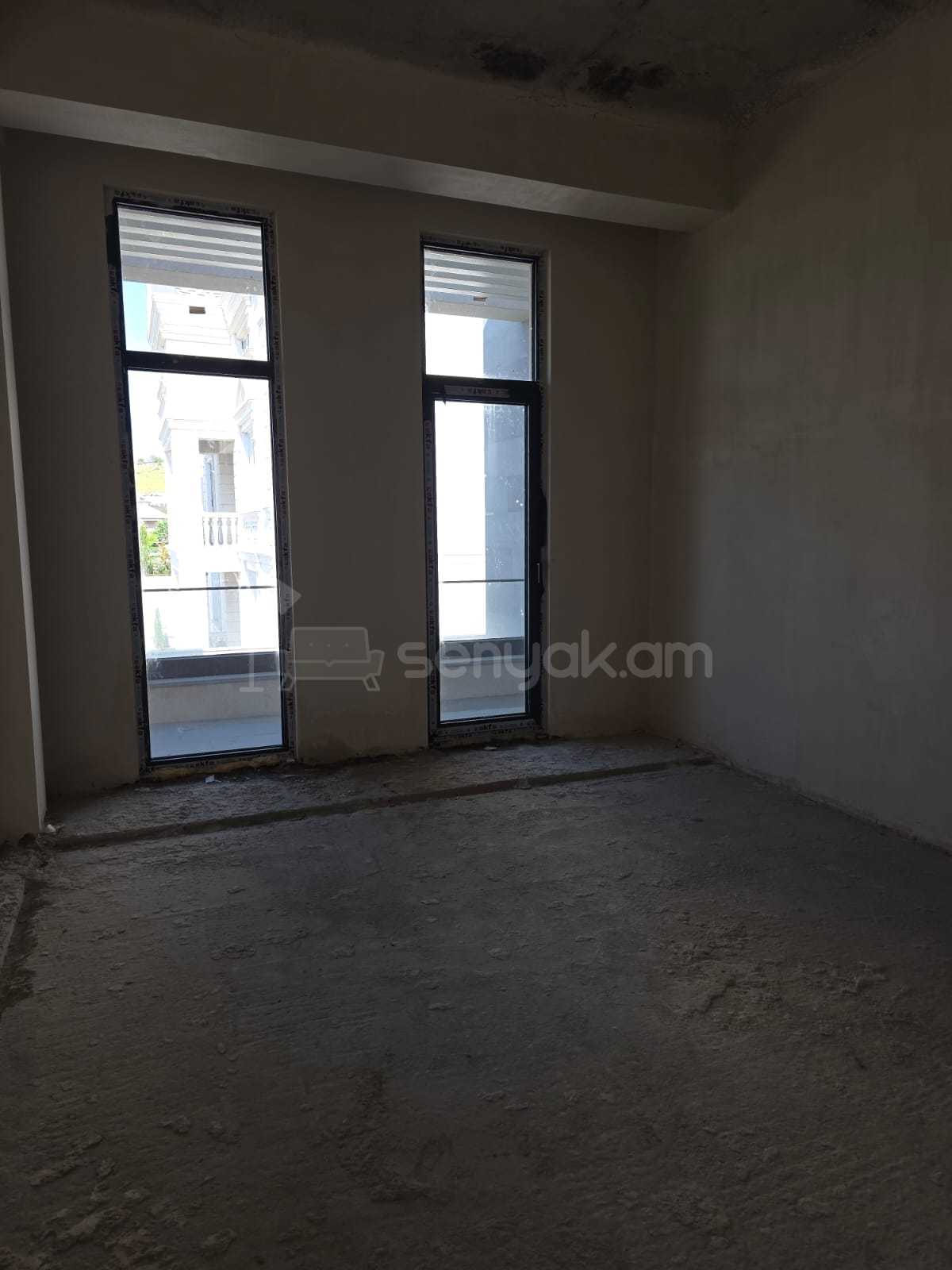 Ազատ նախագծով Սեփական Տուն, 180քմ, Ավտոտնակով