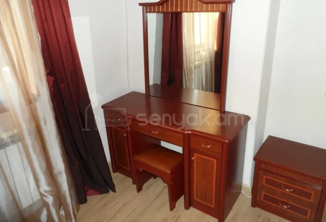 1 Սենյականոց Բնակարան, 42քմ, 5/9 հարկ, Կապիտալ Վերանորոգված, Կահավորված, Արևկող