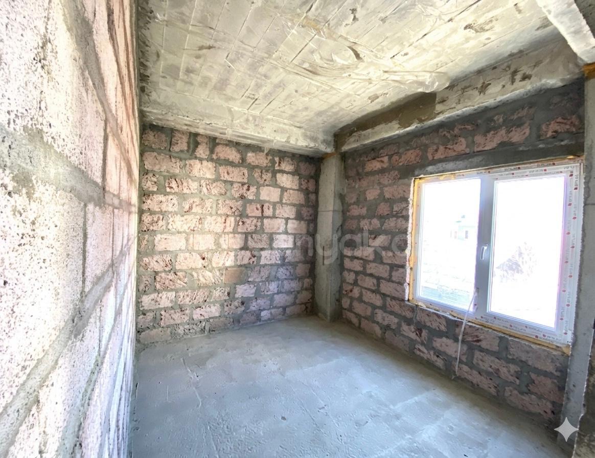 Ազատ նախագծով Սեփական Տուն, 210քմ, Ավտոտնակով