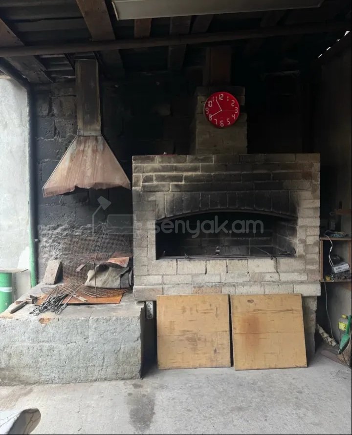 3 Սենյականոց Սեփական Տուն, 78քմ, Կոսմետիկ Վերանորոգված, Ավտոտնակով