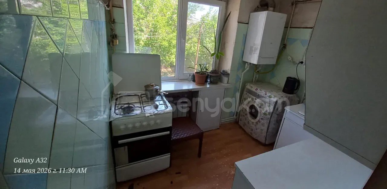 3 Սենյականոց Բնակարան Քարե Շենքում, 73քմ, 2/5 հարկ, Կոսմետիկ Վերանորոգված