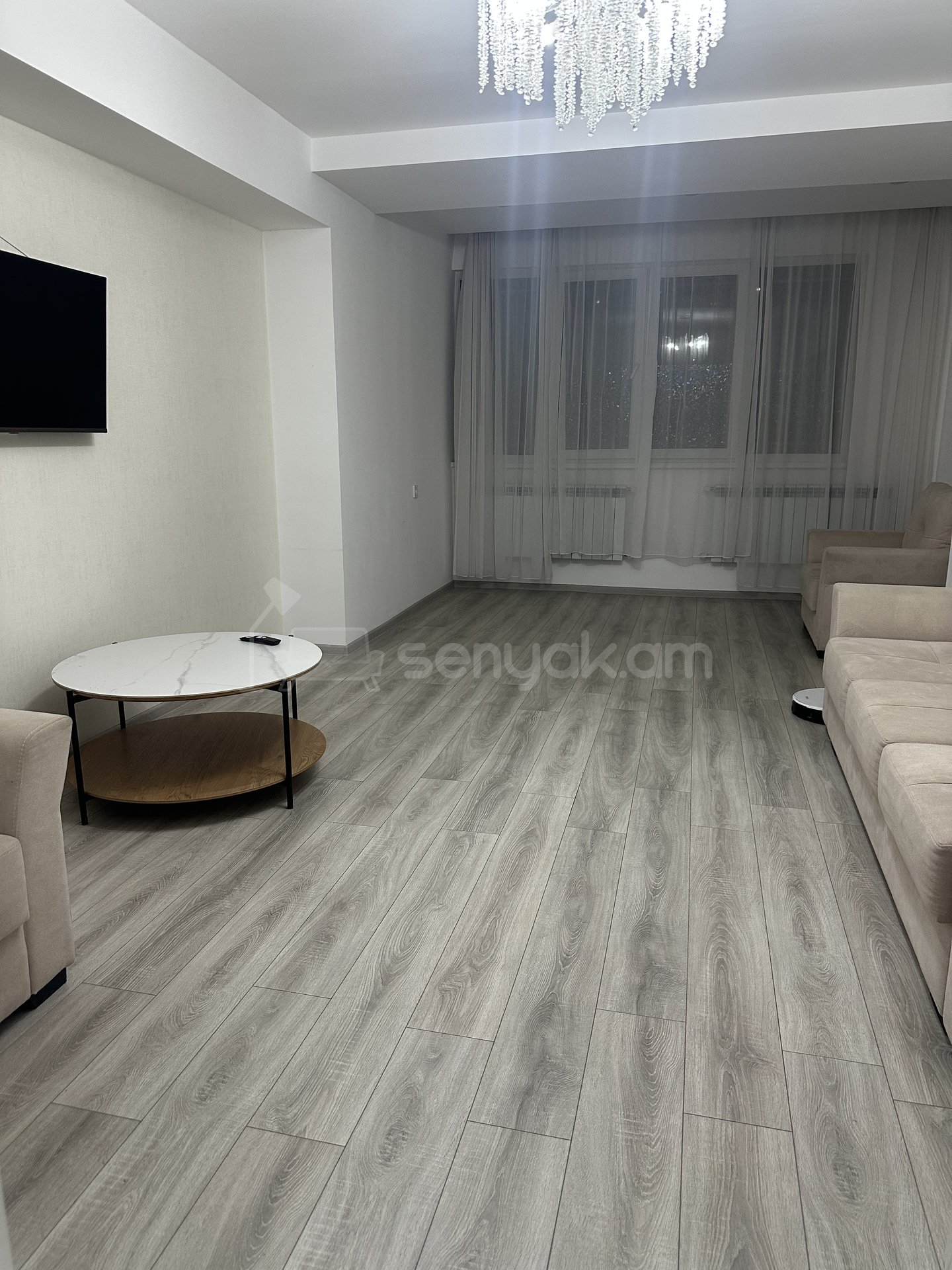 3 Սենյականոց Բնակարան, 90քմ, 1/10 հարկ, Կապիտալ Վերանորոգված, Կահավորված
