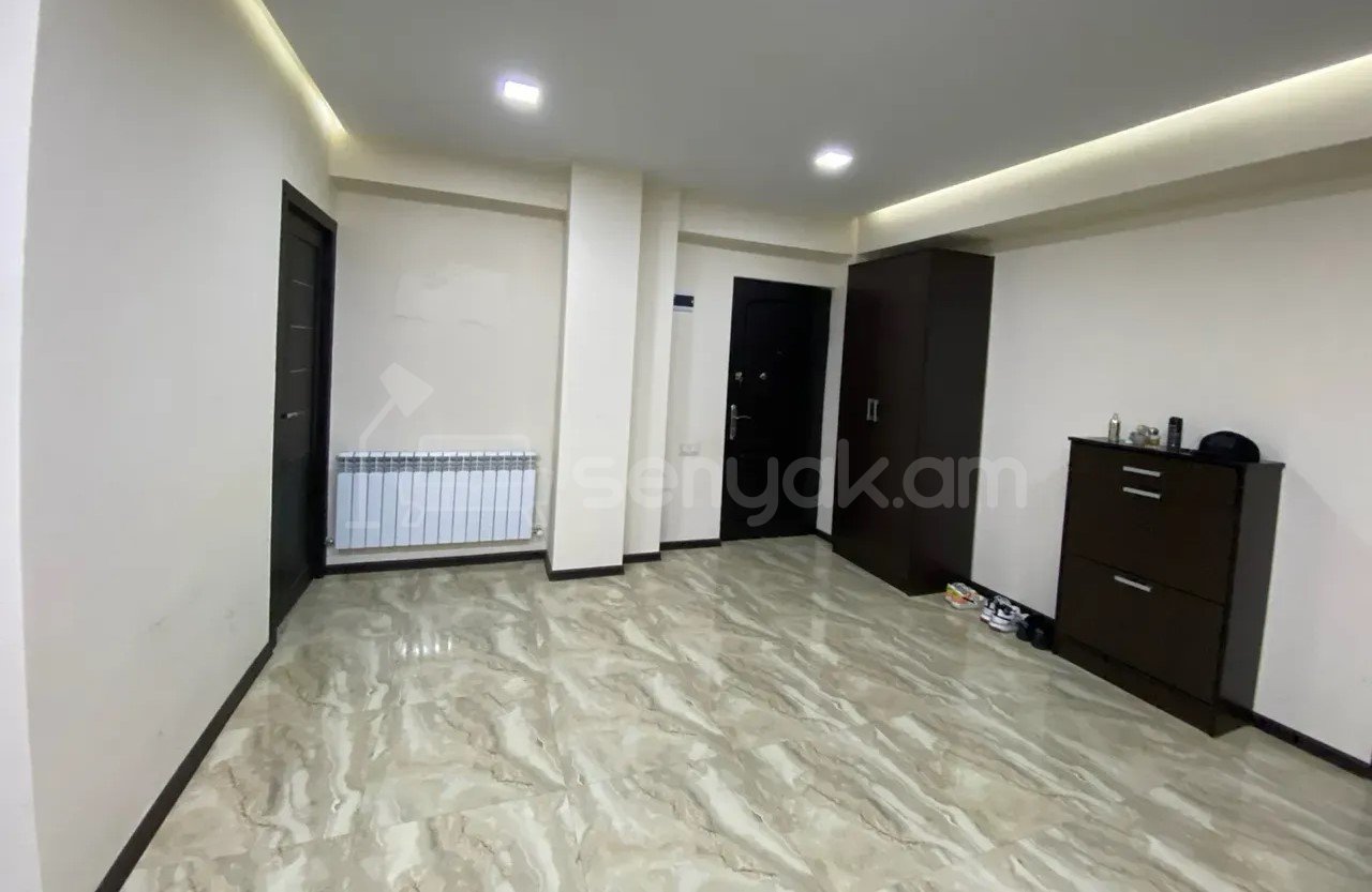 3 Սենյականոց Բնակարան, 61քմ, 1/12 հարկ, Դիզայներական Վերանորոգված