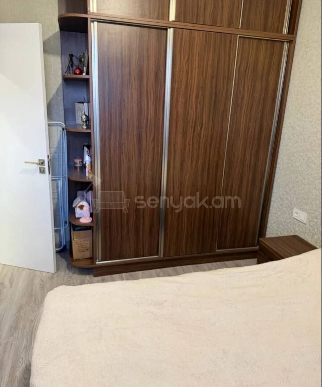2 Սենյականոց Բնակարան, 40քմ, 8/9 հարկ, Կապիտալ Վերանորոգված