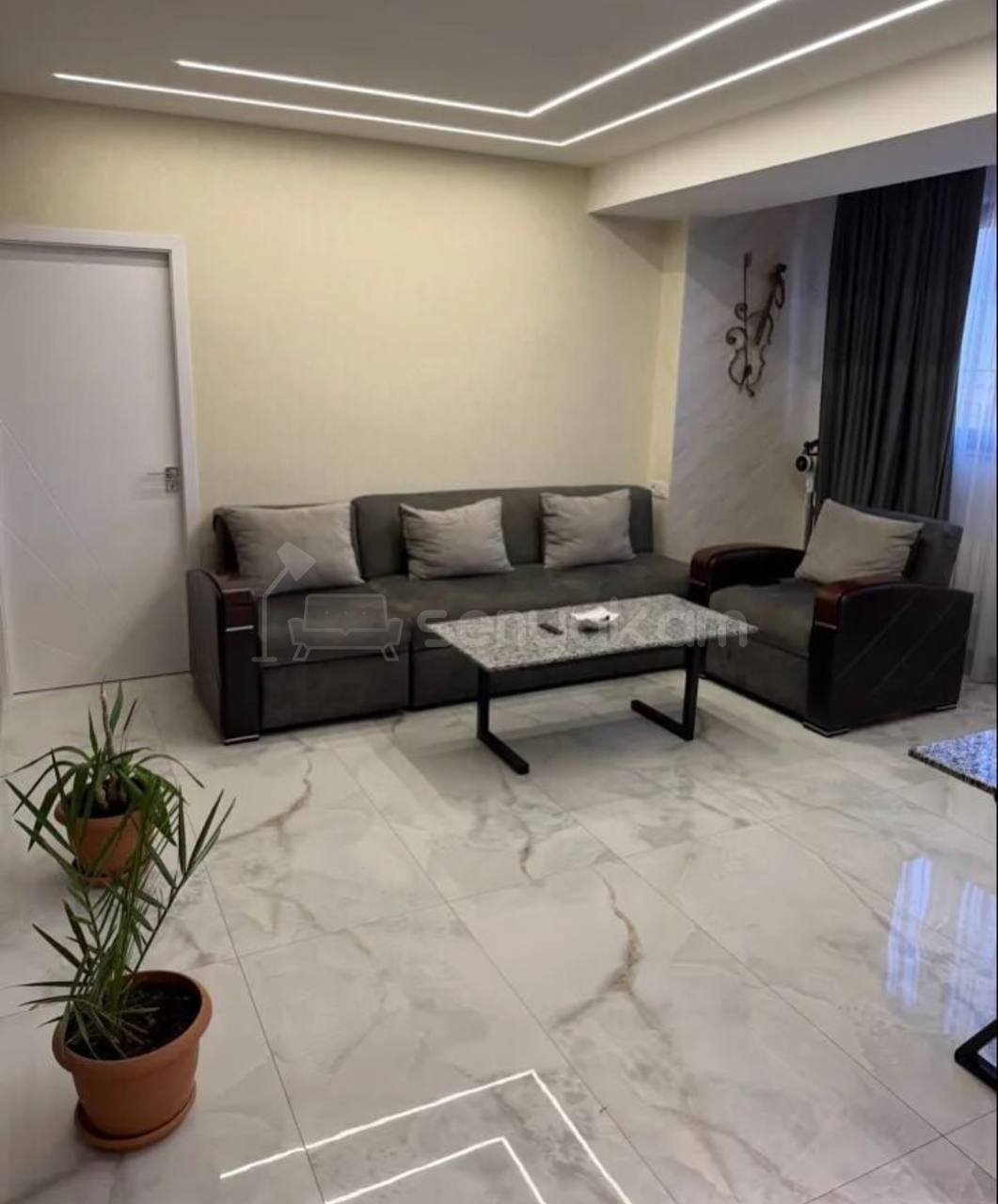 2 Սենյականոց Բնակարան, 40քմ, 8/9 հարկ, Կապիտալ Վերանորոգված