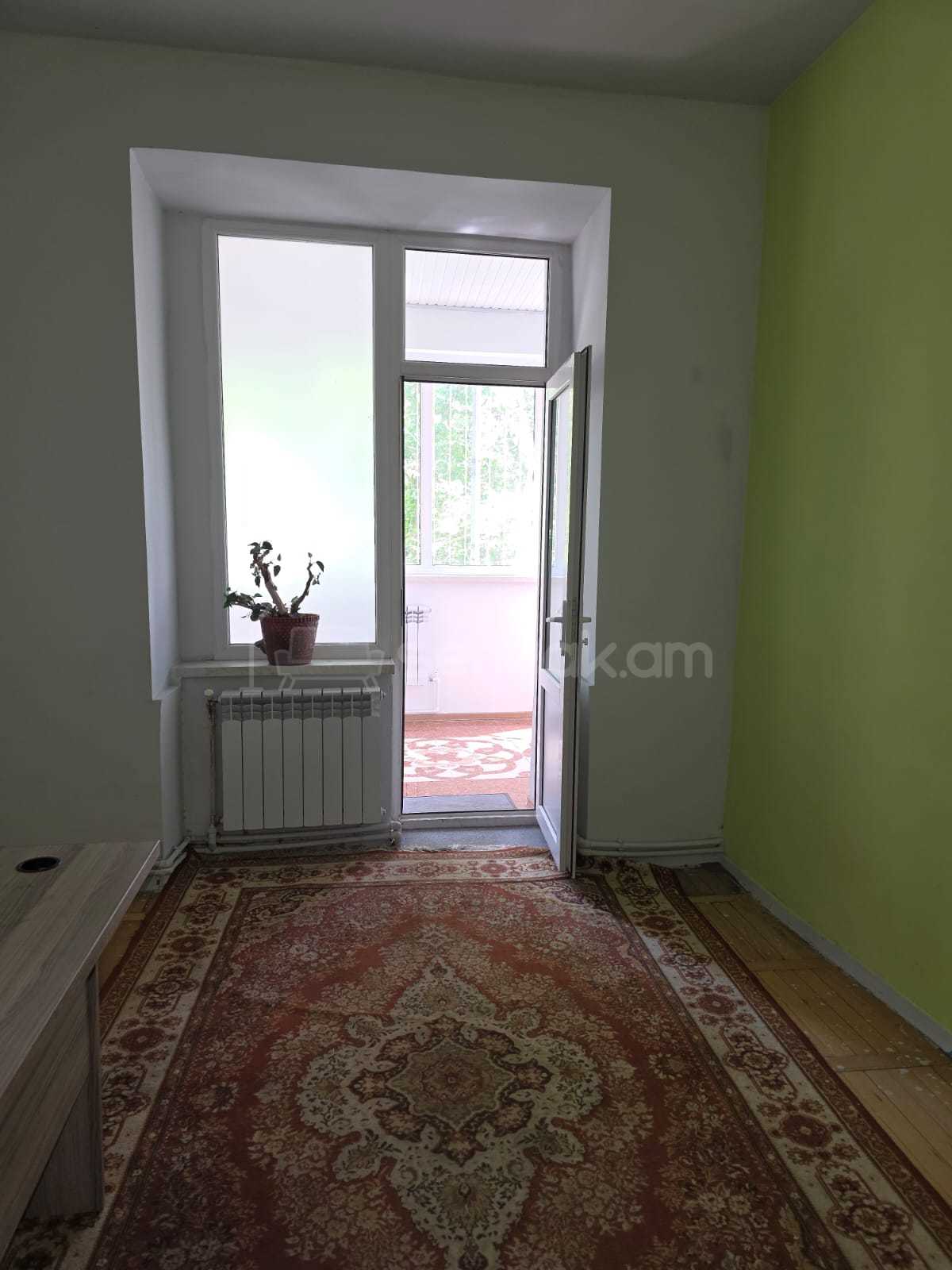 Օֆիսային Տարածք, 96քմ