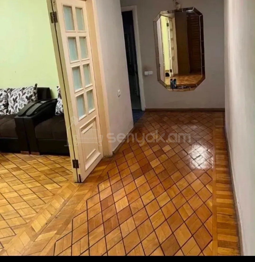 3 Սենյականոց Բնակարան Քարե Շենքում, 73քմ, 4/4 հարկ, Կոսմետիկ Վերանորոգված, Կահավորված