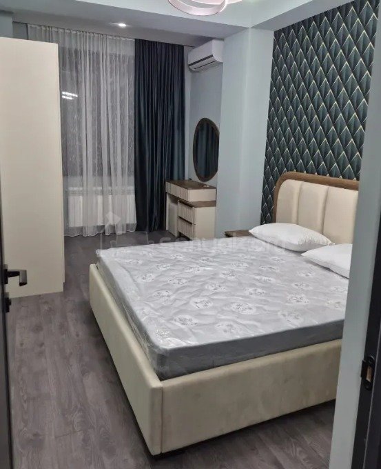 3 Սենյականոց Բնակարան Նորակառույցում, 80քմ, 5/14 հարկ, Կապիտալ Վերանորոգված, Կահավորված