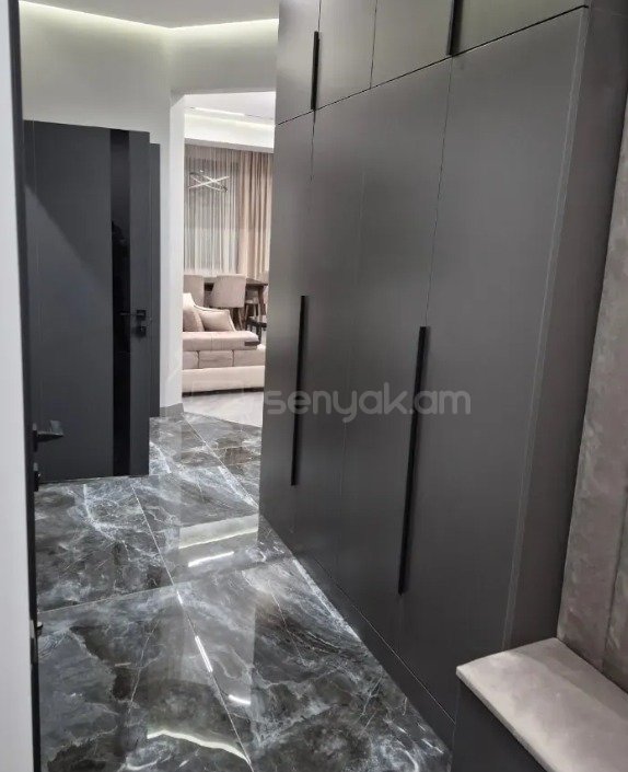 3 Սենյականոց Բնակարան Նորակառույցում, 80քմ, 5/14 հարկ, Կապիտալ Վերանորոգված, Կահավորված