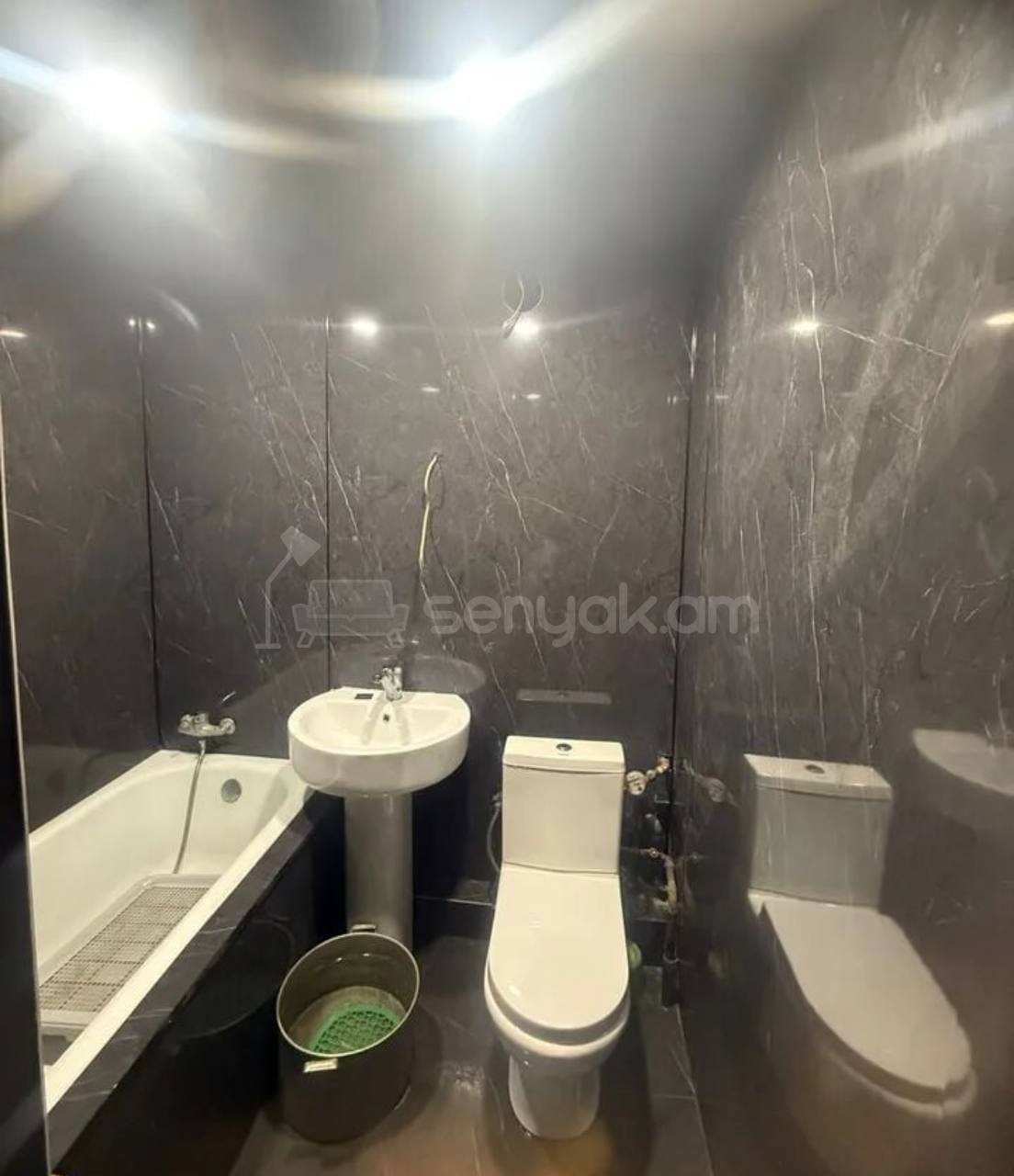 2 Սենյականոց Բնակարան Քարե Շենքում, 67քմ, 4/4 հարկ, Պետական Վիճակում