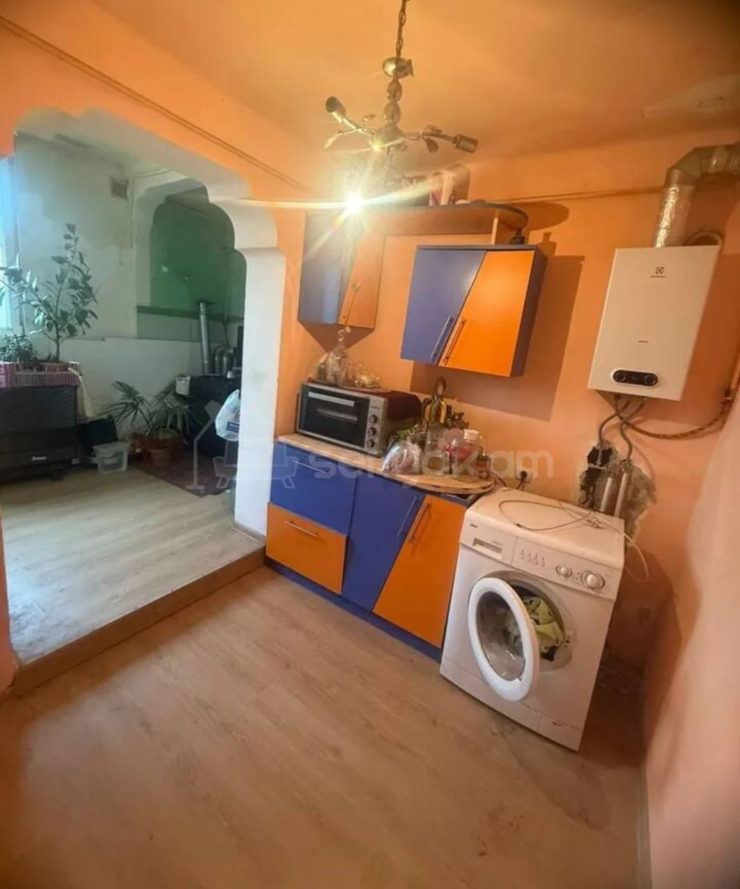 2 Սենյականոց Բնակարան Քարե Շենքում, 67քմ, 4/4 հարկ, Պետական Վիճակում