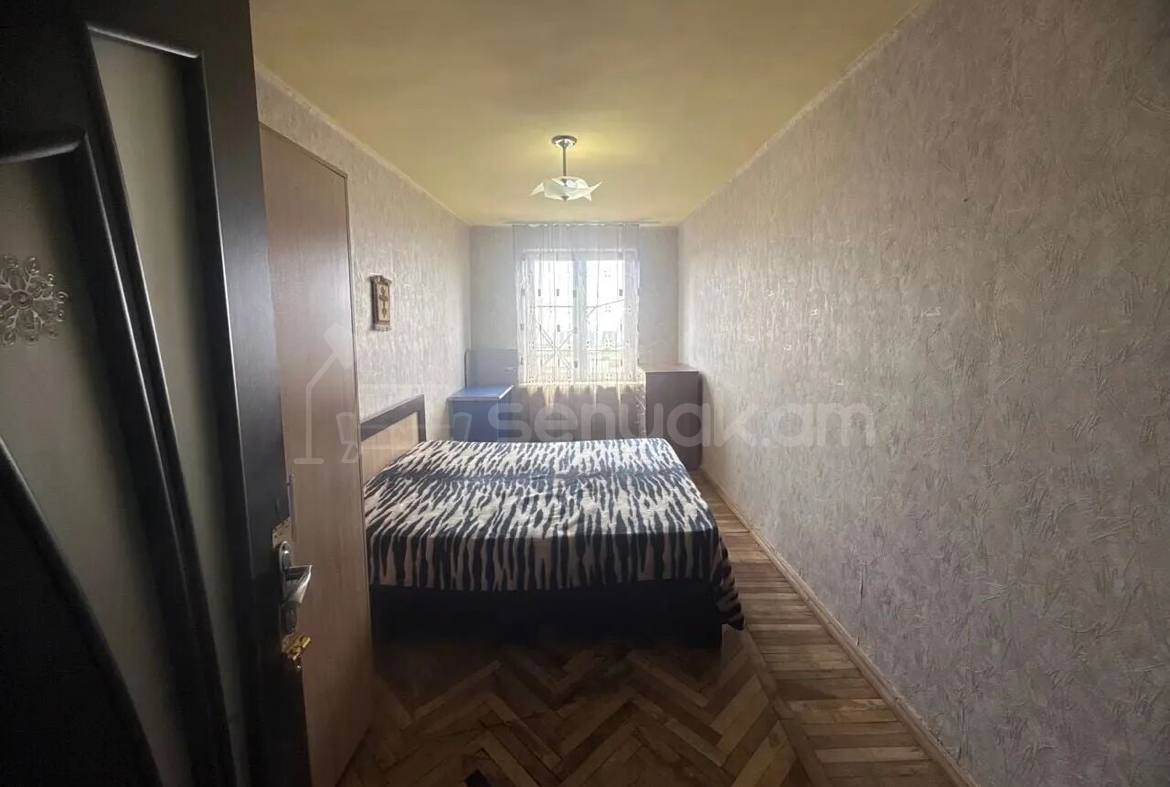 2 Սենյականոց Բնակարան Քարե Շենքում, 67քմ, 4/4 հարկ, Պետական Վիճակում