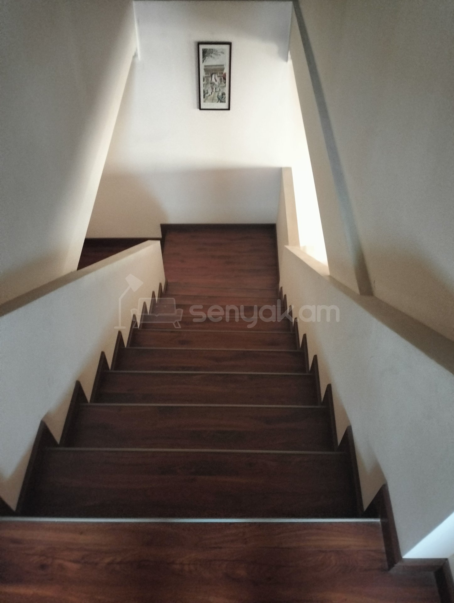 8 Սենյականոց Սեփական Տուն, 330քմ, Կապիտալ Վերանորոգված, Ավտոտնակով