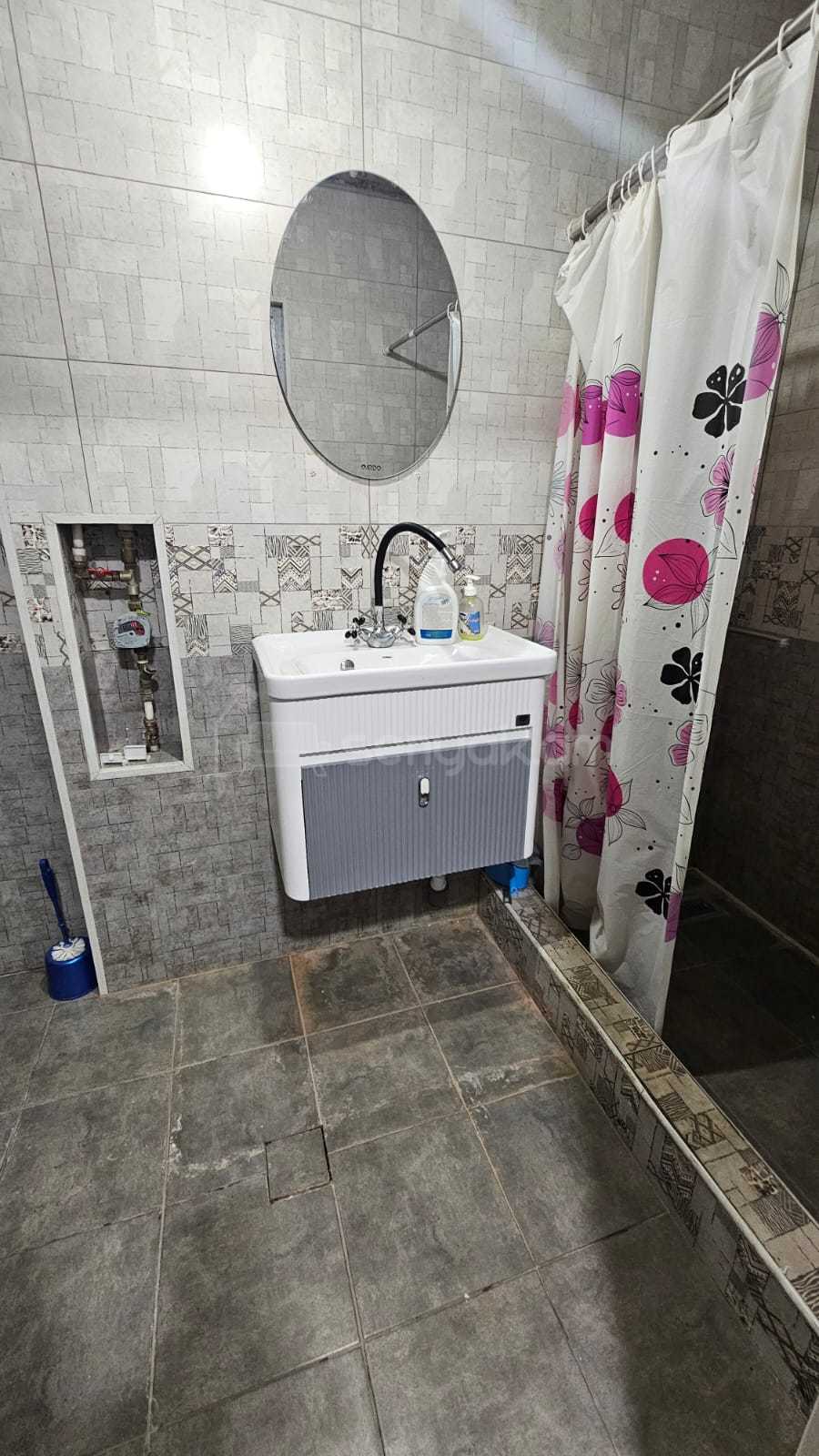 2 Սենյականոց Բնակարան, 50քմ, 3/3 հարկ, Դիզայներական Վերանորոգված, Կահավորված, Արևկող