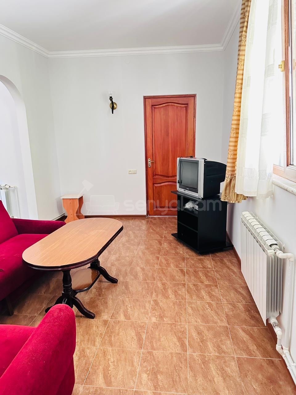 2 Սենյականոց Բնակարան Քարե Շենքում, 50քմ, 2/2 հարկ, Կապիտալ Վերանորոգված, Կահավորված, Արևկող