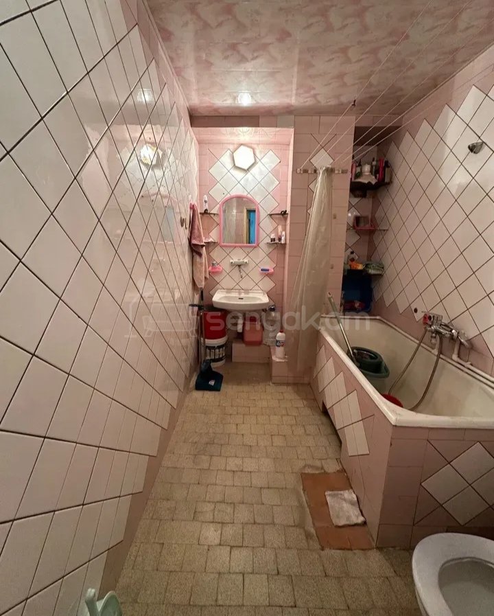 2 Սենյականոց Բնակարան, 50քմ, 9/9 հարկ, Նորմալ Վիճակում, Կահավորված