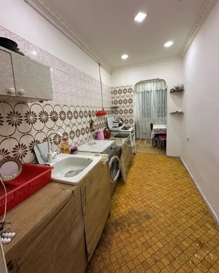 2 Սենյականոց Բնակարան, 50քմ, 9/9 հարկ, Նորմալ Վիճակում, Կահավորված