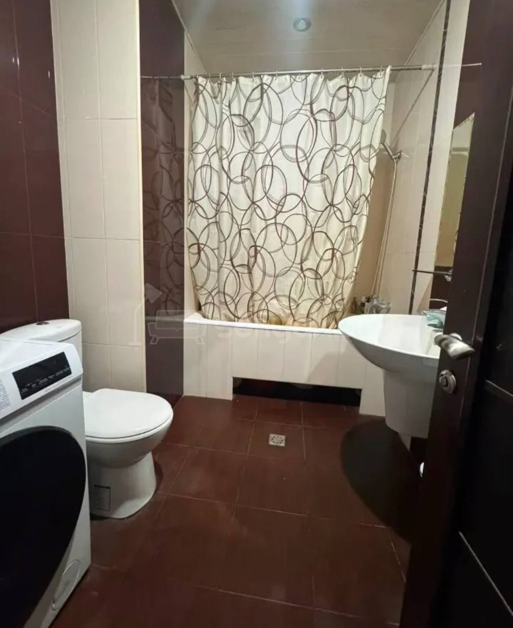 4 Սենյականոց Բնակարան, 101քմ, 9/12 հարկ, Կապիտալ Վերանորոգված, Կահավորված