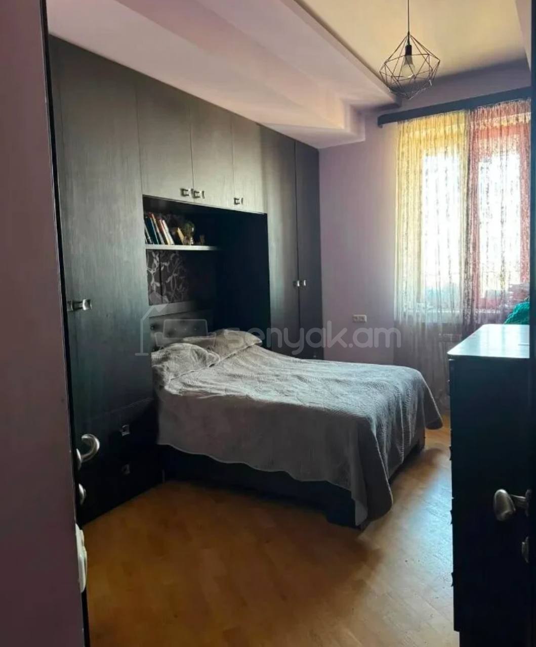 4 Սենյականոց Բնակարան, 101քմ, 9/12 հարկ, Կապիտալ Վերանորոգված, Կահավորված