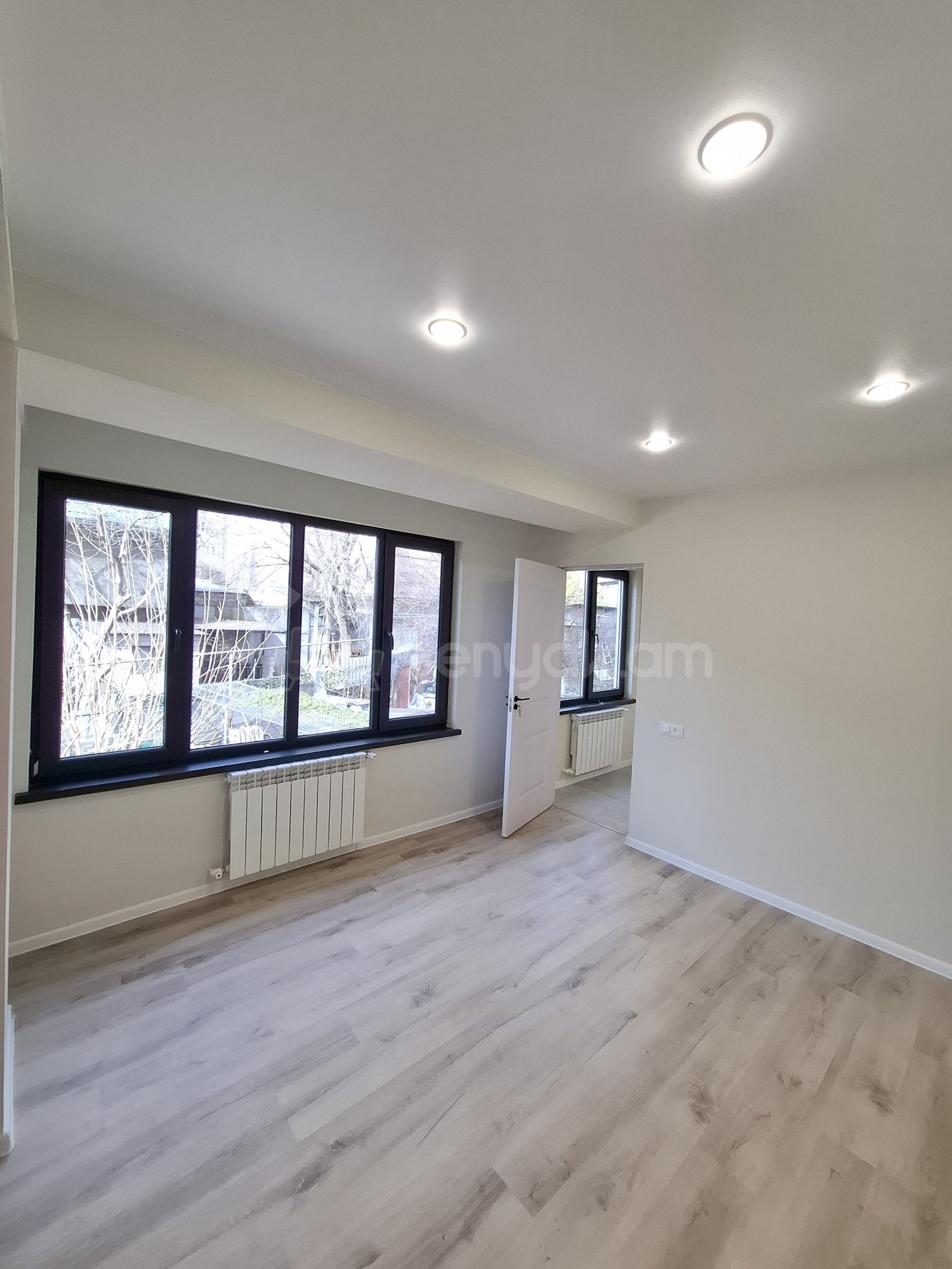 2 Սենյականոց Բնակարան, 35քմ, 2/14 հարկ, Դիզայներական Վերանորոգված