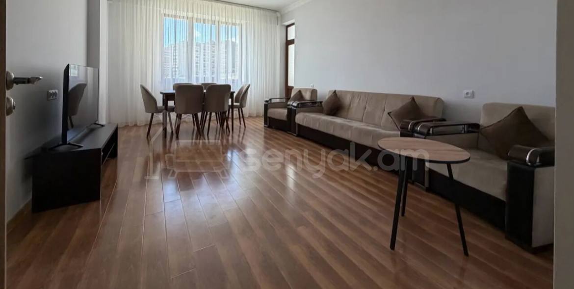3 Սենյականոց Բնակարան, 101քմ, 5/13 հարկ, Կապիտալ Վերանորոգված, Կահավորված
