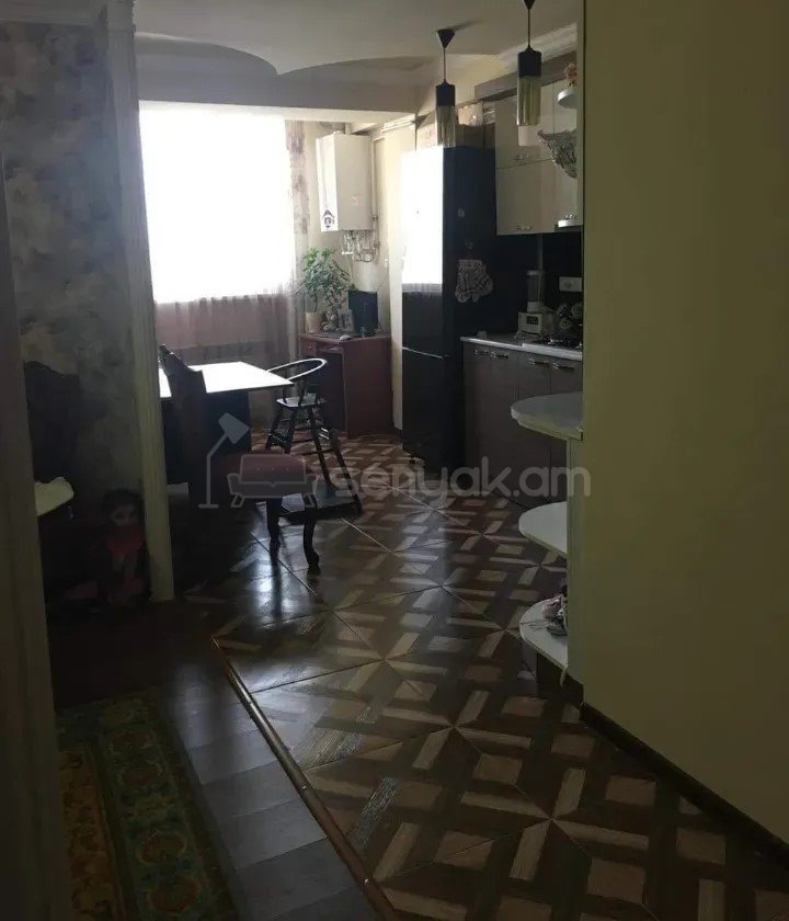 2 Սենյականոց Բնակարան, 47քմ, 10/10 հարկ, Կապիտալ Վերանորոգված