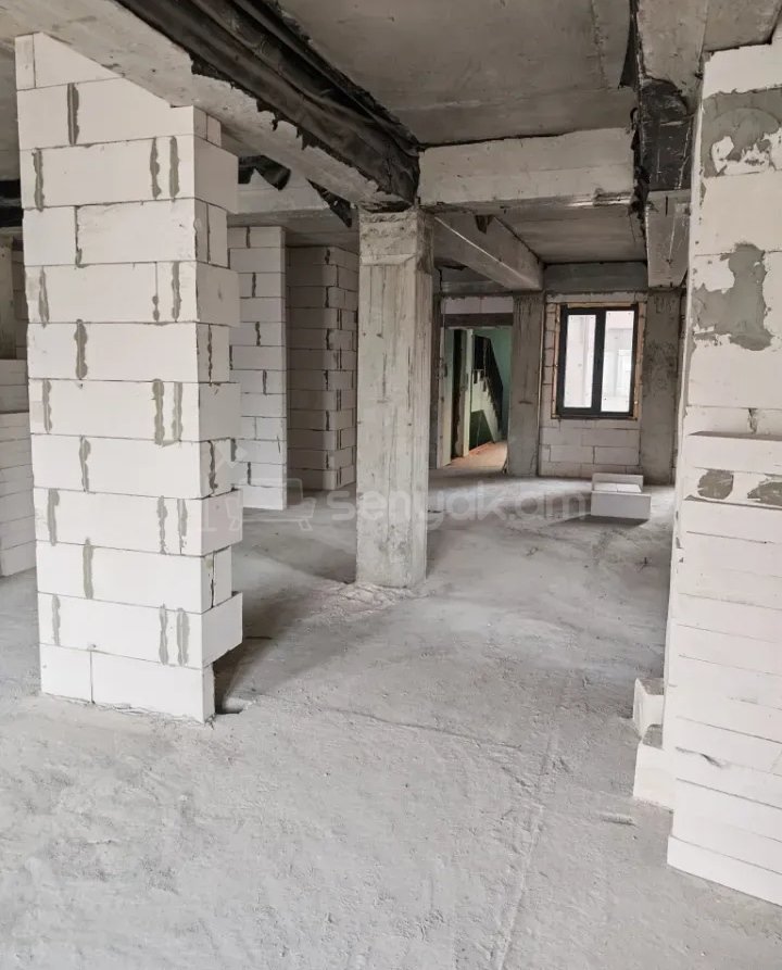 3 Սենյականոց Բնակարան Նորակառույցում, 85քմ, 2/4 հարկ, Զրոյական Վիճակում