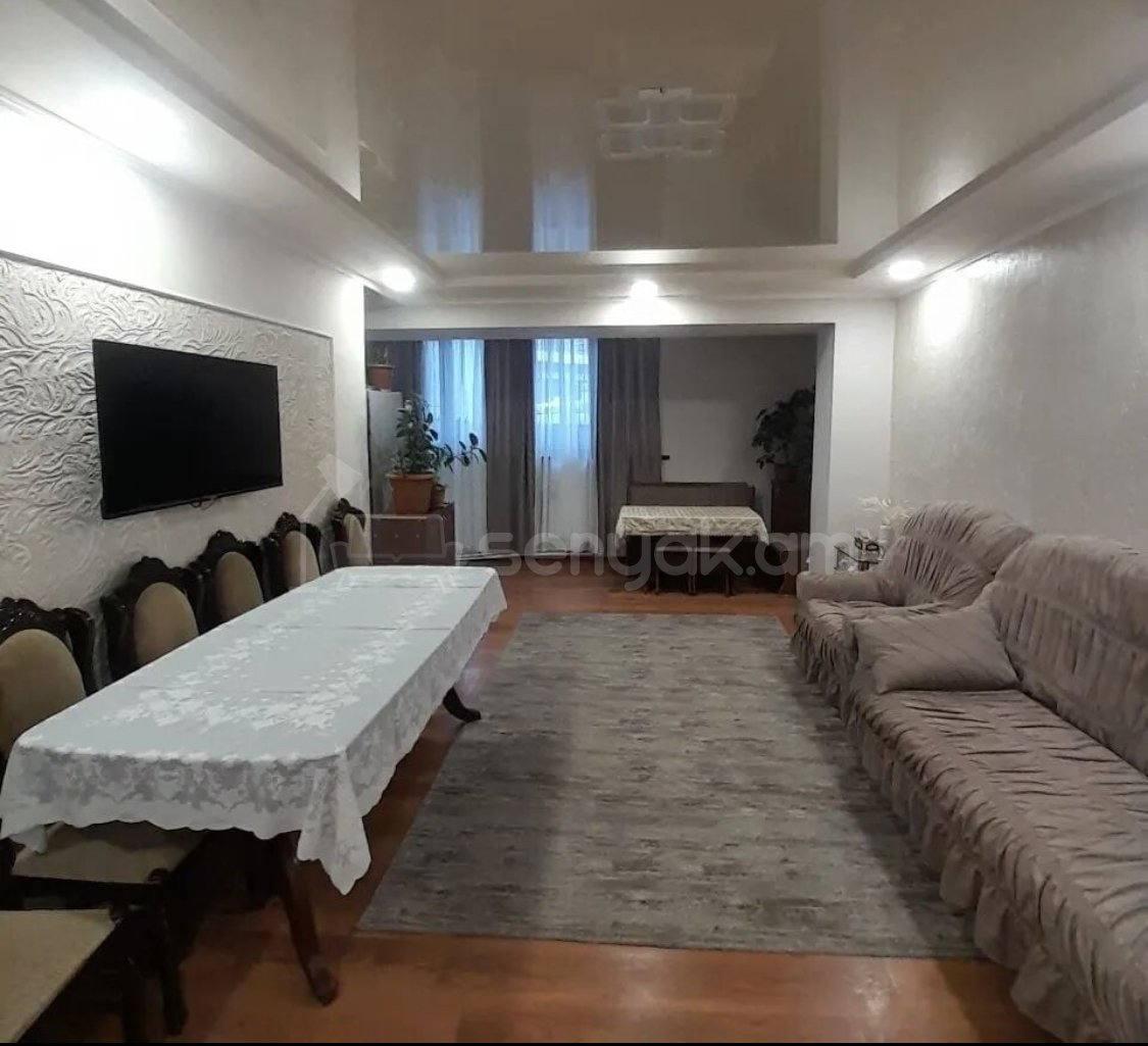 4 Սենյականոց Բնակարան, 71քմ, 1/9 հարկ, Կապիտալ Վերանորոգված
