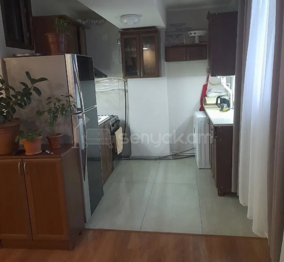 4 Սենյականոց Բնակարան, 71քմ, 1/9 հարկ, Կապիտալ Վերանորոգված