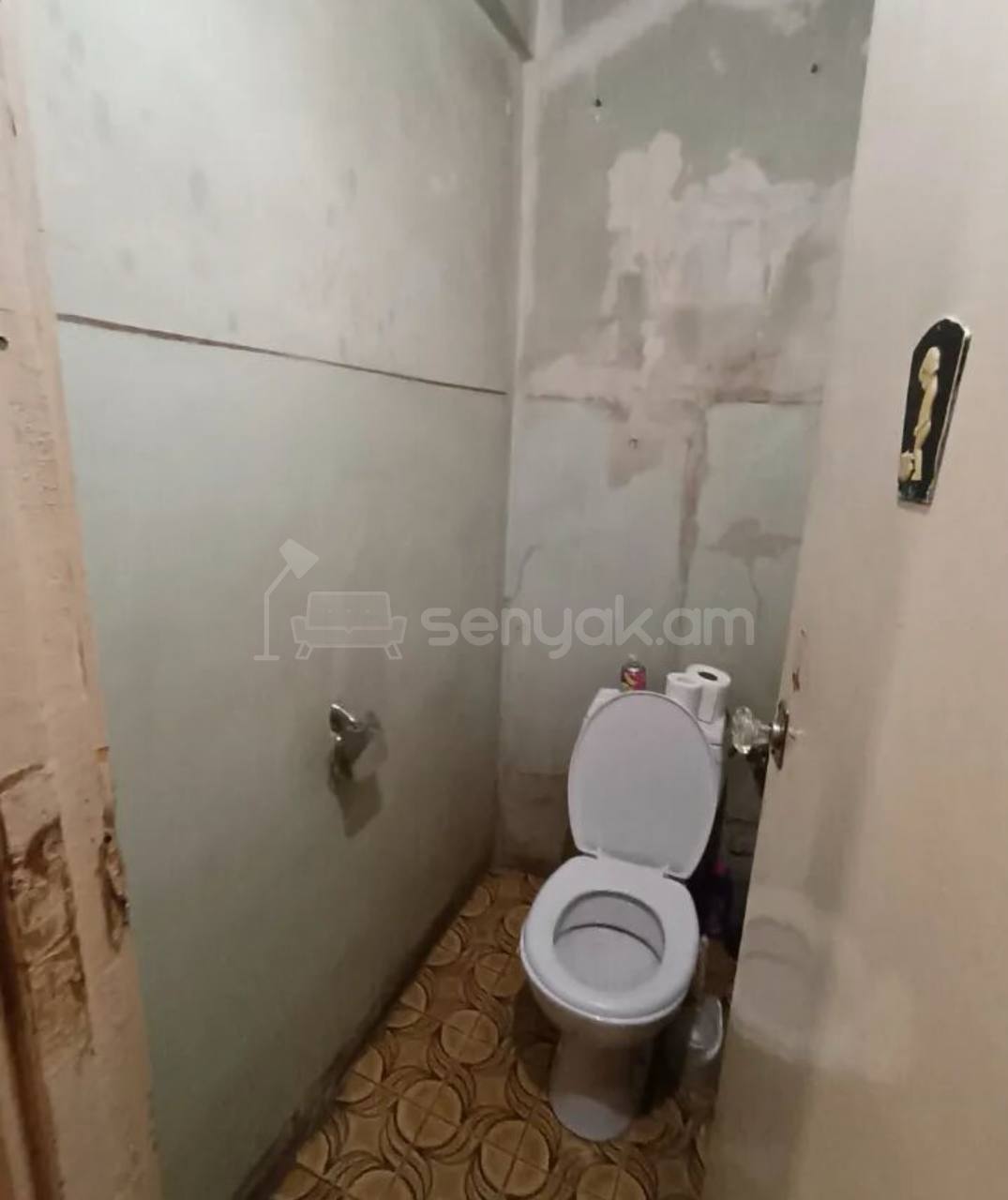 3 Սենյականոց Բնակարան, 80քմ, 8/9 հարկ, Պետական Վիճակում