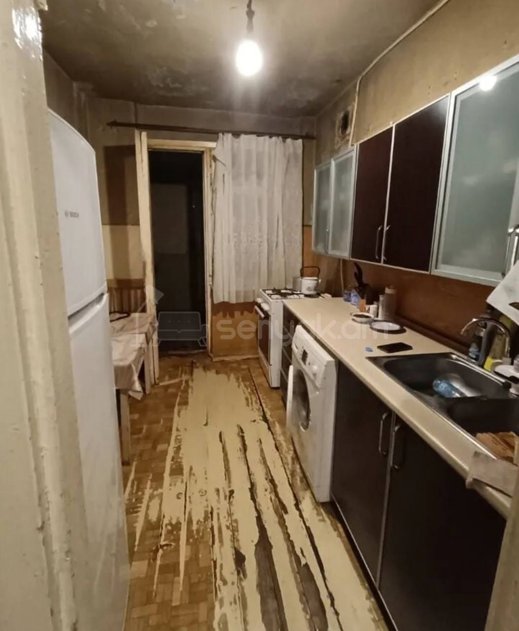 3 Սենյականոց Բնակարան, 80քմ, 8/9 հարկ, Պետական Վիճակում