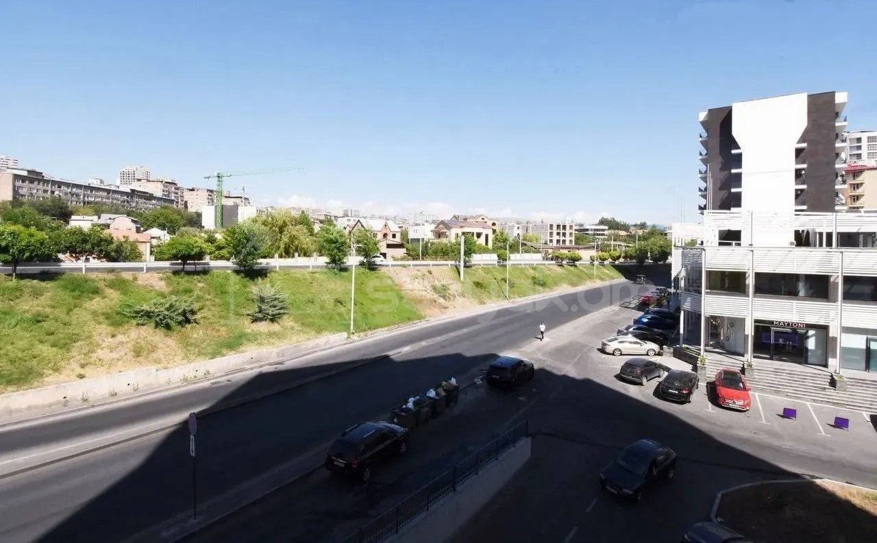 3 Սենյականոց Բնակարան Նորակառույցում, 78քմ, 4/14 հարկ, Զրոյական Վիճակում