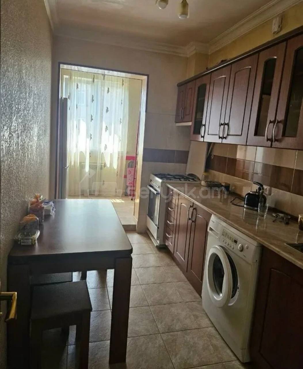 2 Սենյականոց Բնակարան, 65քմ, 6/9 հարկ, Կապիտալ Վերանորոգված, Կահավորված
