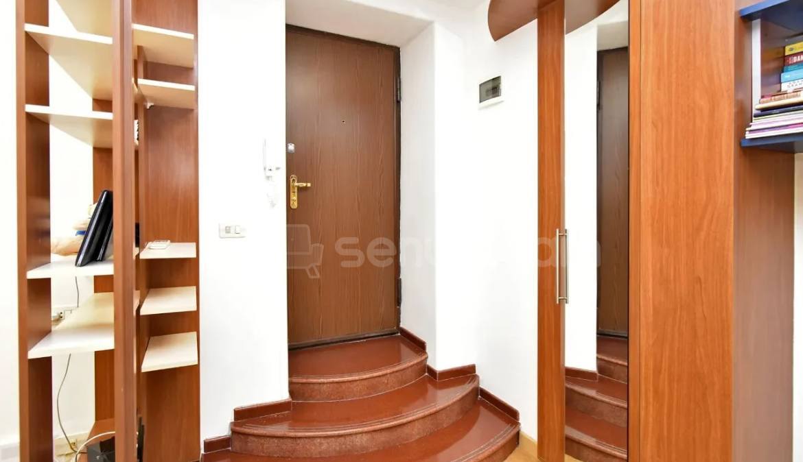 Օֆիսային Տարածք, 40քմ, Կապիտալ Վերանորոգված