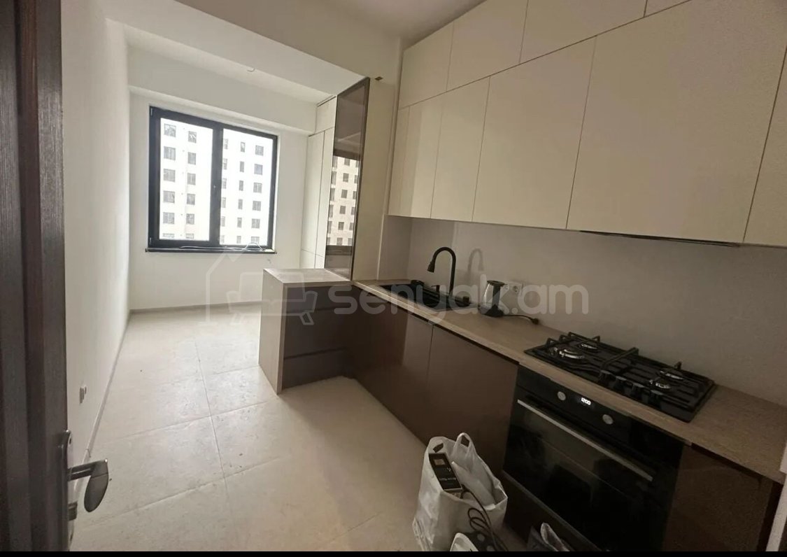 3 Սենյականոց Բնակարան Նորակառույցում, 90քմ, 7/12 հարկ, Կապիտալ Վերանորոգված