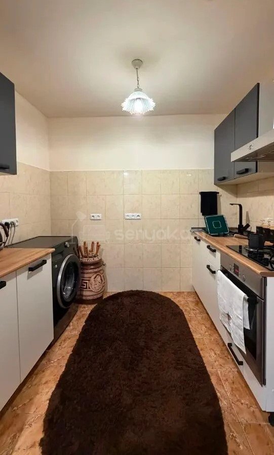 3 Սենյականոց Բնակարան, 73քմ, 2/4 հարկ, Կապիտալ Վերանորոգված
