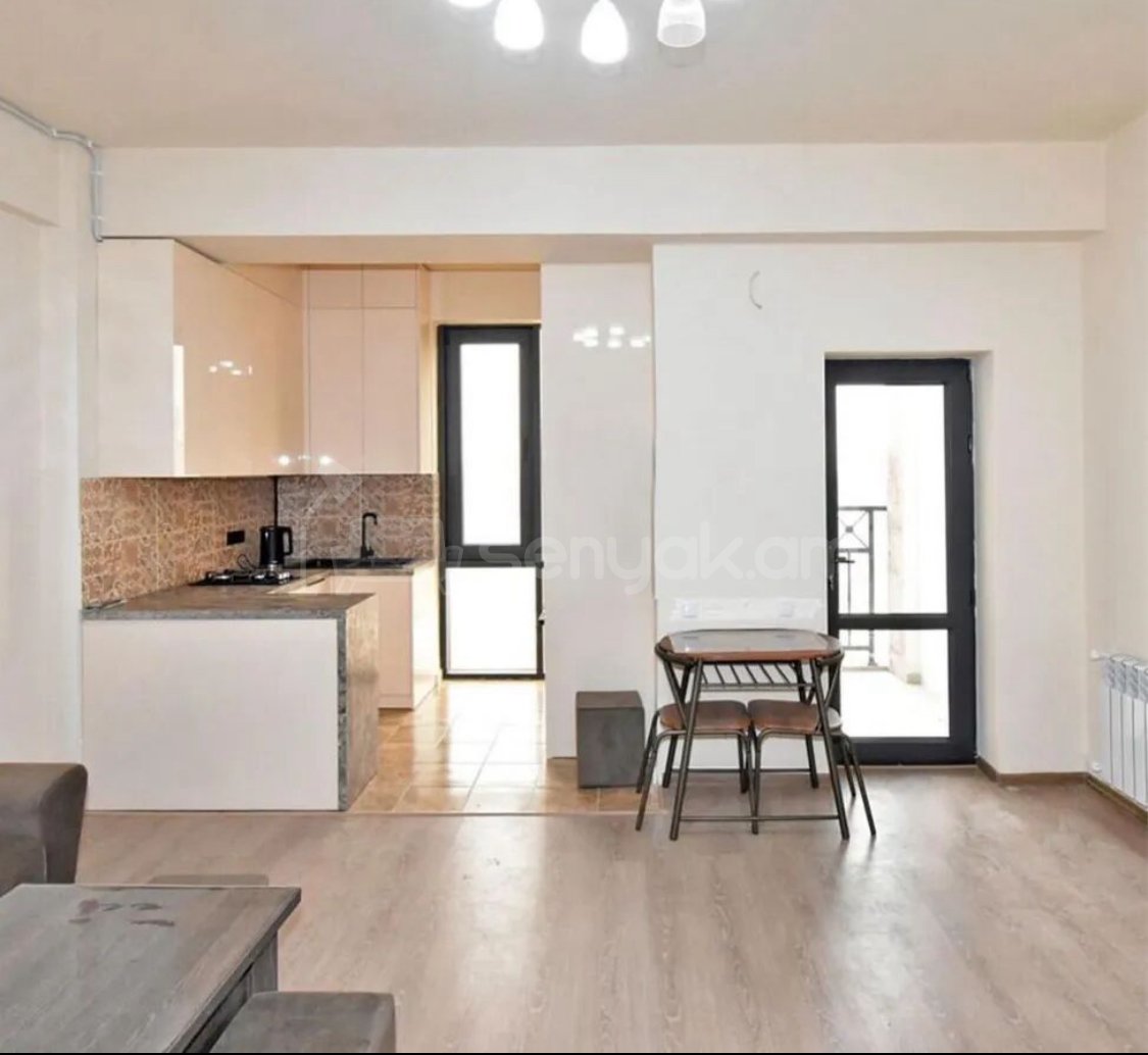2 Սենյականոց Բնակարան Նորակառույցում, 60քմ, 11/18 հարկ, Կապիտալ Վերանորոգված, Կահավորված