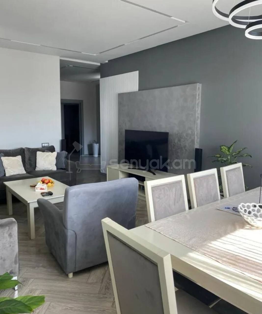 5 Սենյականոց Բնակարան, 130քմ, 1/5 հարկ, Կապիտալ Վերանորոգված