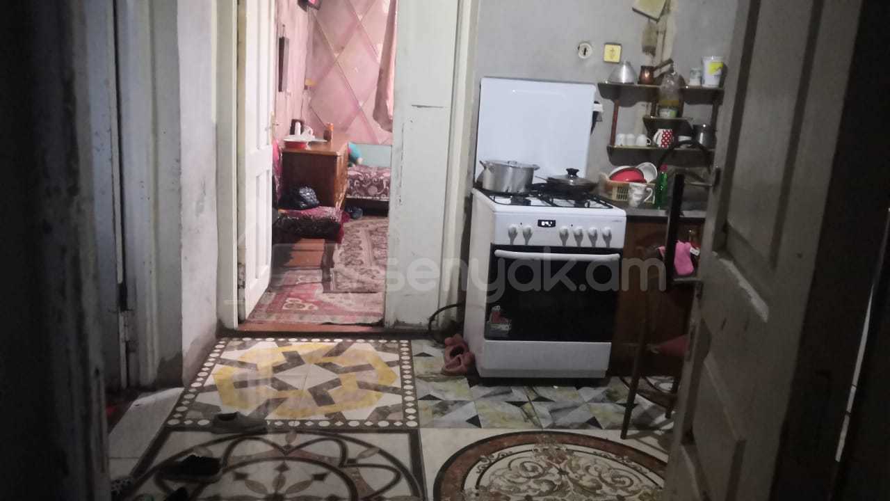 Հողատարածք, 1400քմ, Էլեկտրականությամբ, Պարսպապատ