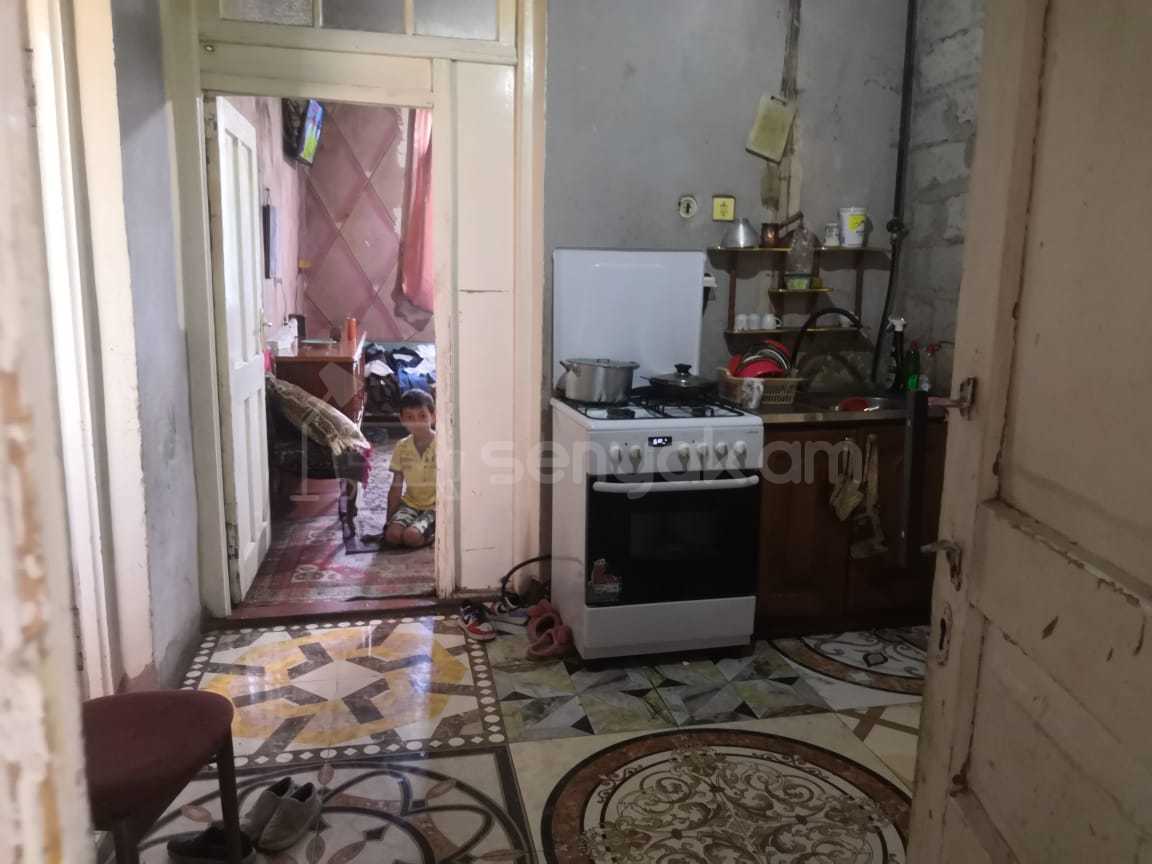 Հողատարածք, 1400քմ, Էլեկտրականությամբ, Պարսպապատ