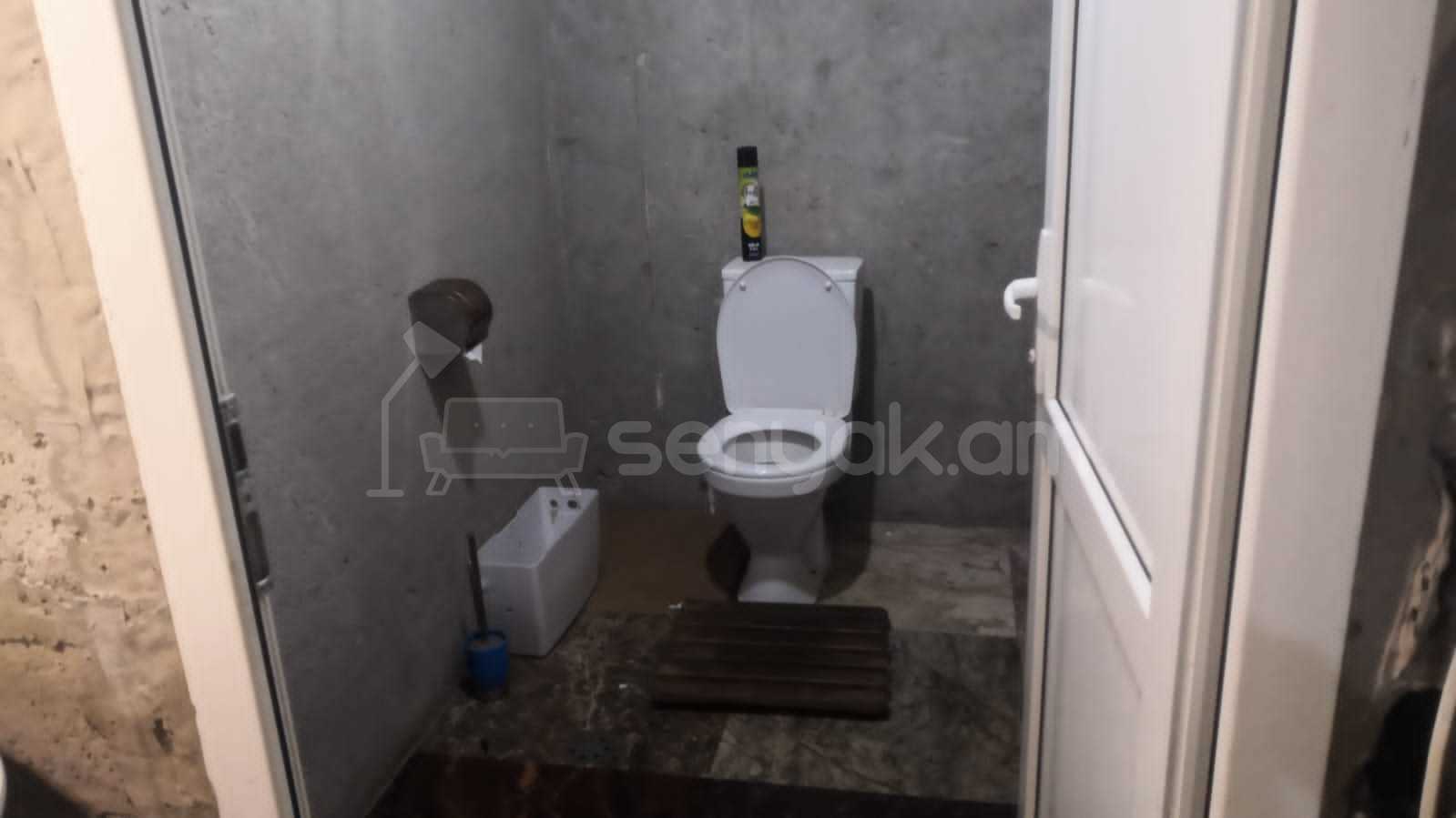 Հողատարածք, 1400քմ, Էլեկտրականությամբ, Պարսպապատ