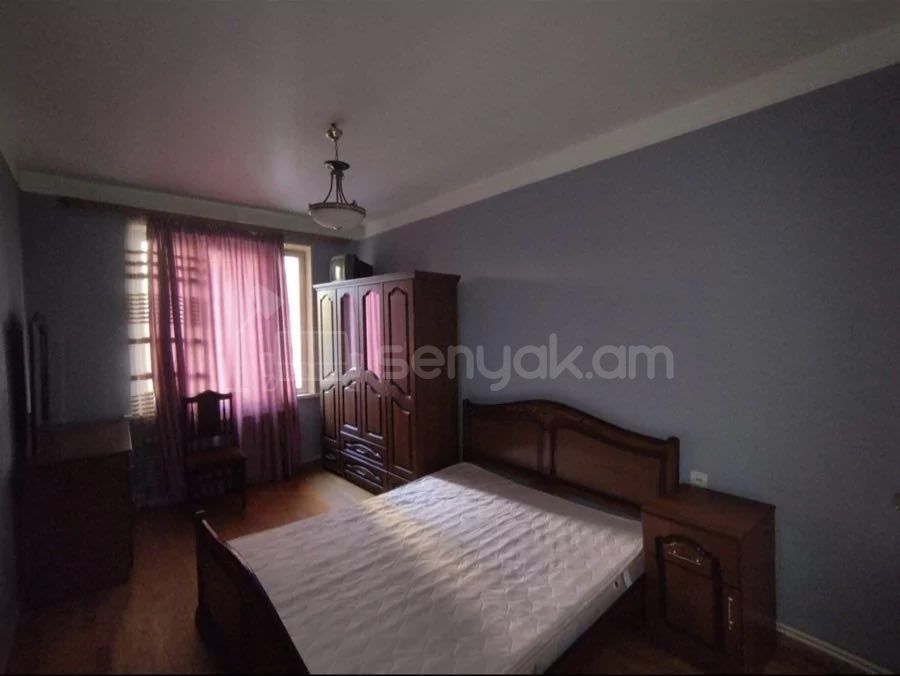 3 Սենյականոց Բնակարան, 70քմ, 2/9 հարկ, Նորմալ Վիճակում, Կահավորված