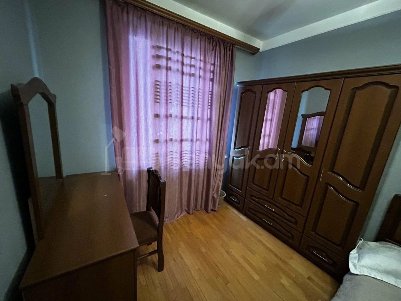 3 Սենյականոց Բնակարան, 70քմ, 2/9 հարկ, Նորմալ Վիճակում, Կահավորված