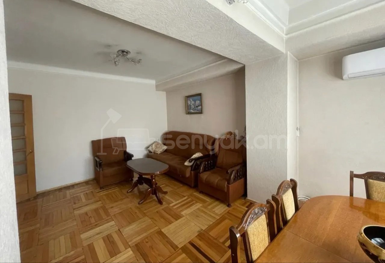 2 Սենյականոց Բնակարան Քարե Շենքում, 68քմ, 2/16 հարկ, Կապիտալ Վերանորոգված, Կահավորված